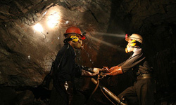 پرداخت 15 میلیارد ریال حقوق معوقه کارکنان معدن گلستان
